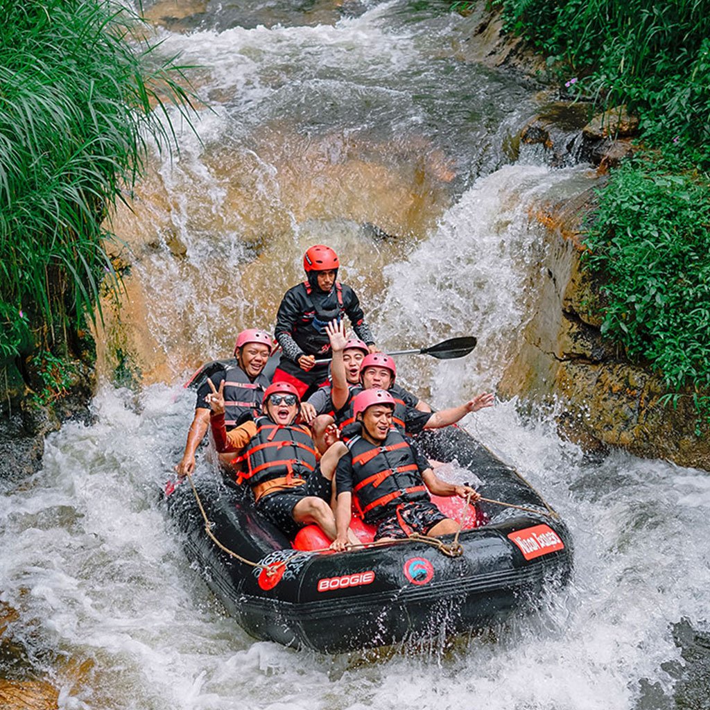 Rafting Seru di Pangalengan